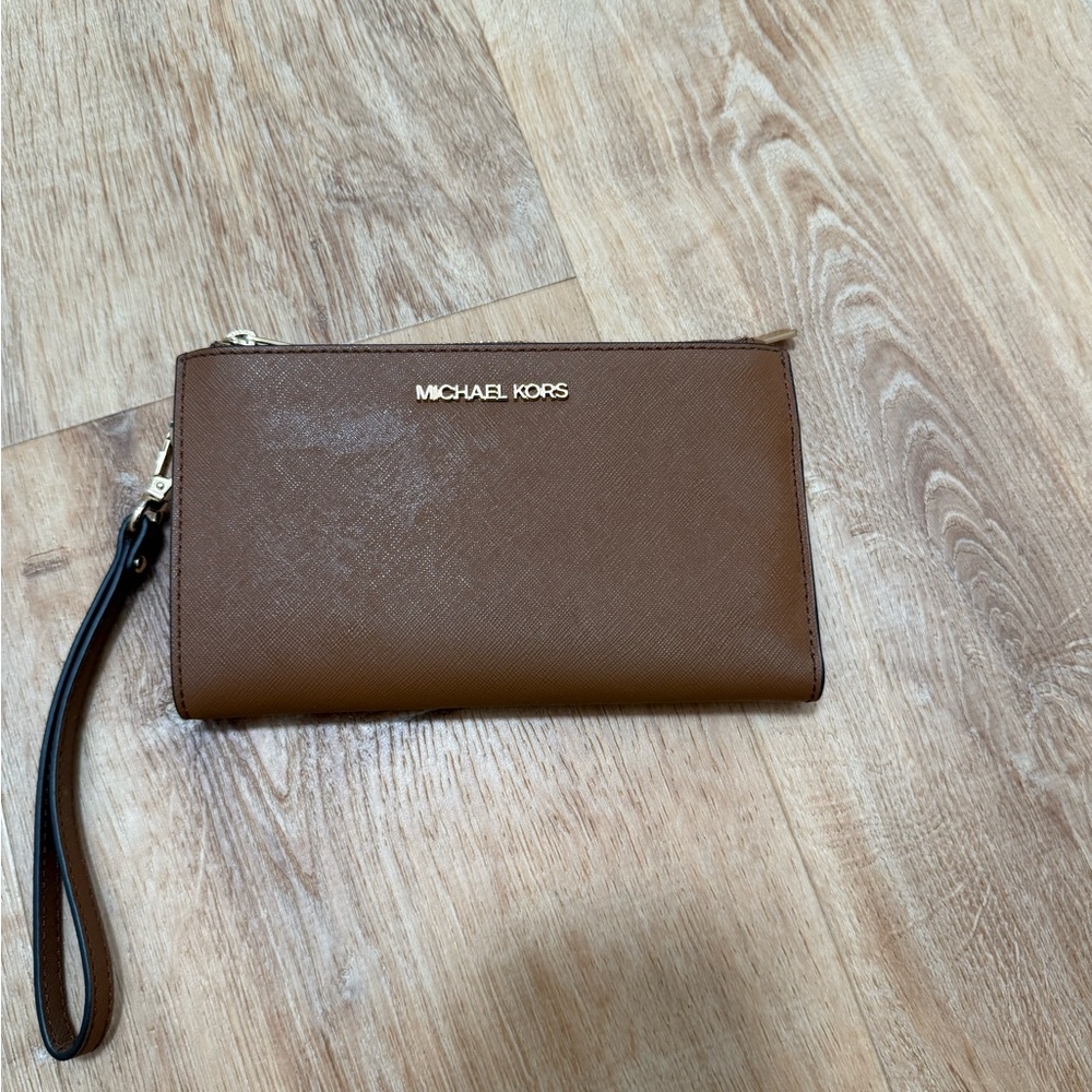 Michael Kors Brown Saffiano Leather wallet